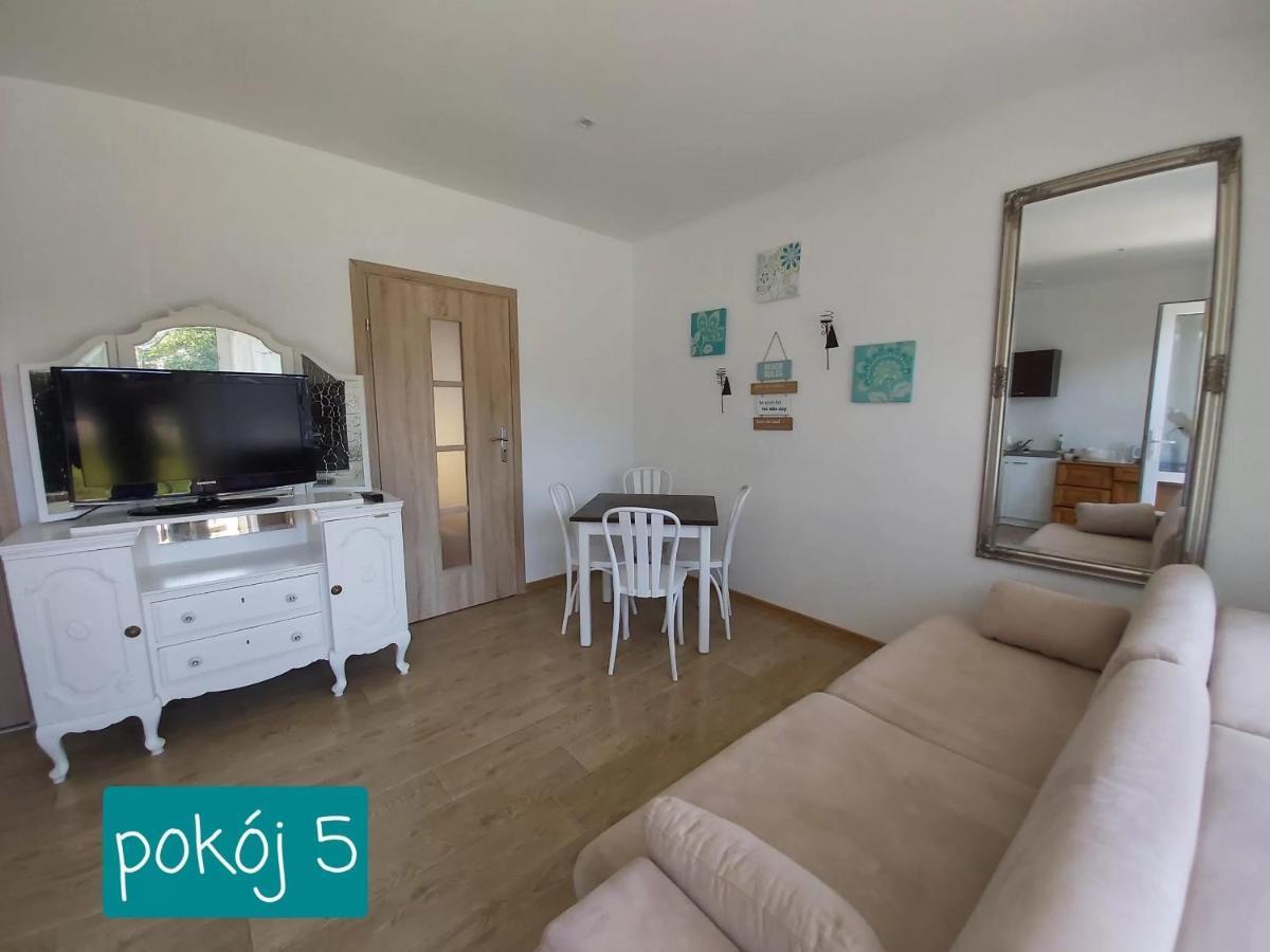 Willa Wieniotowo Apartamenty Przy Lesie I Plazy Ap Am Wald Und Strand 尤斯托尼莫斯基 外观 照片